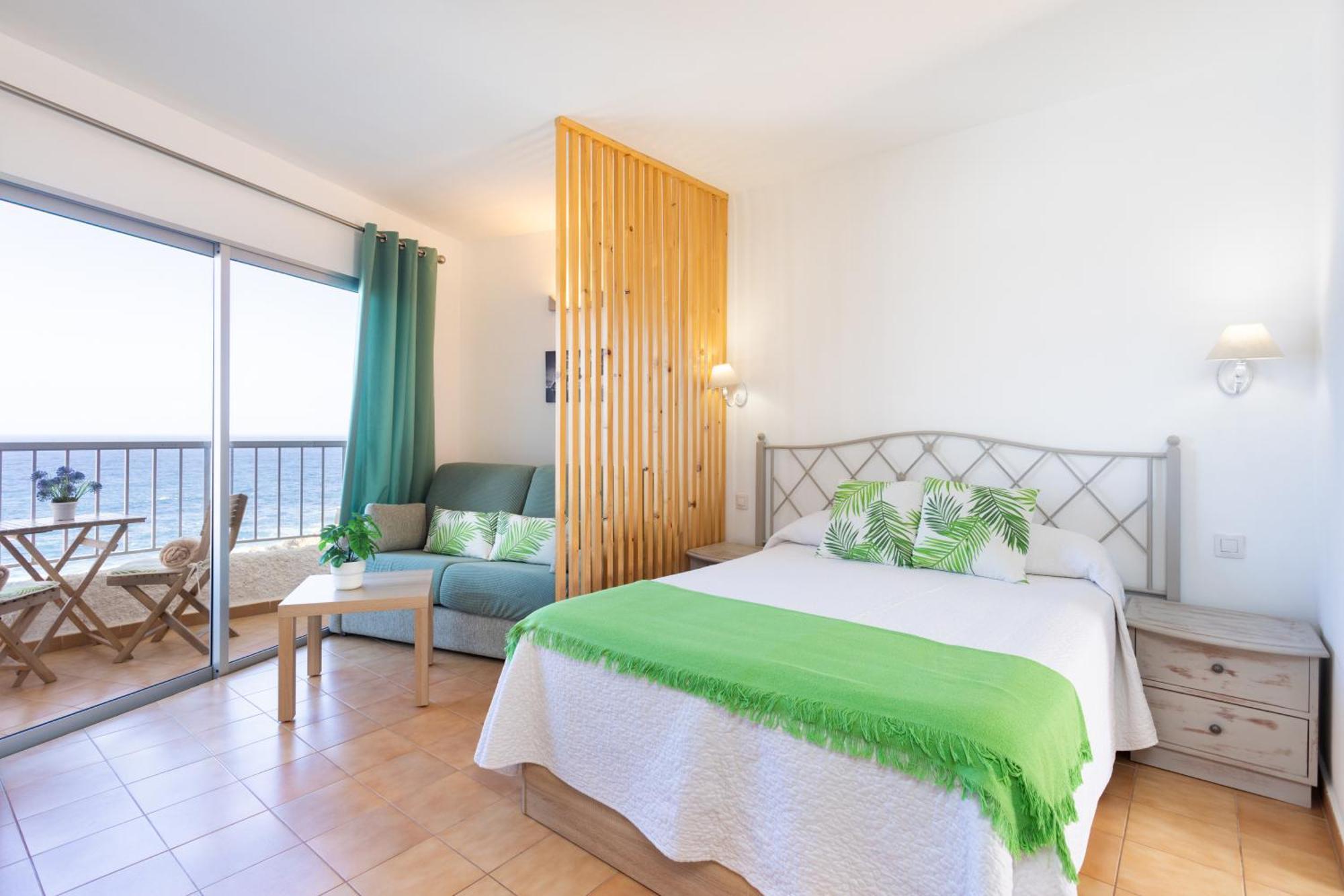 San Marcos  Cozy Seafront Studio With Balcony & Ocean Views מראה חיצוני תמונה